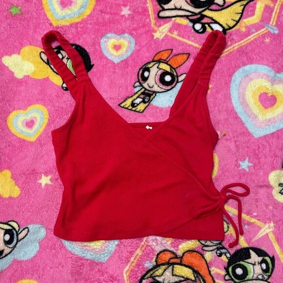 Me To We Red valentines side cinched summer crop top medium - Picture 2 of 5
